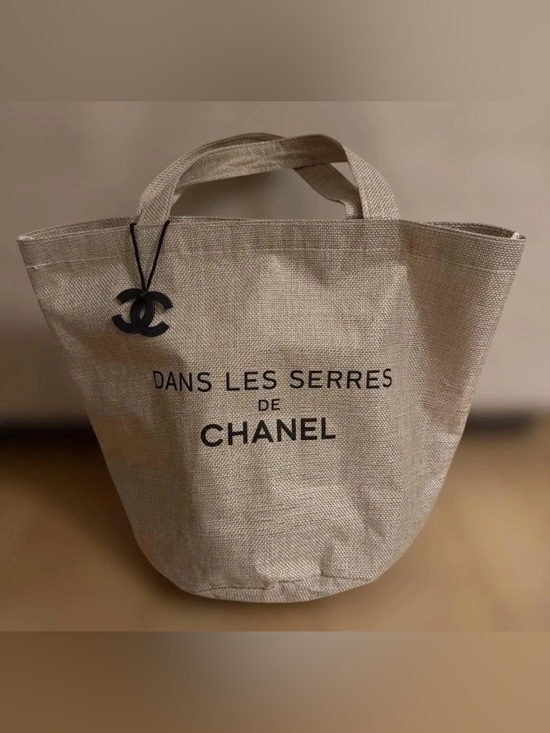 CHANEL Other - CHANEL Novelty Tote Bag Dans Les Serres Event Ladies Camellia present w/CC JAPAN